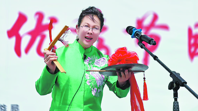 粉墨春秋情不尽 薪传雅韵续新章——单县曲艺代表性传承人齐林华的故事